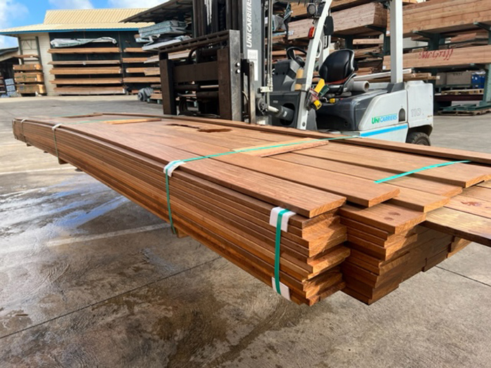 Fork lift with Ipe Decking at SRS Distribution